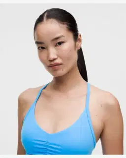 Lululemon brassière flow y nulu maintien léger, bonnets b/c Femme – 4/5