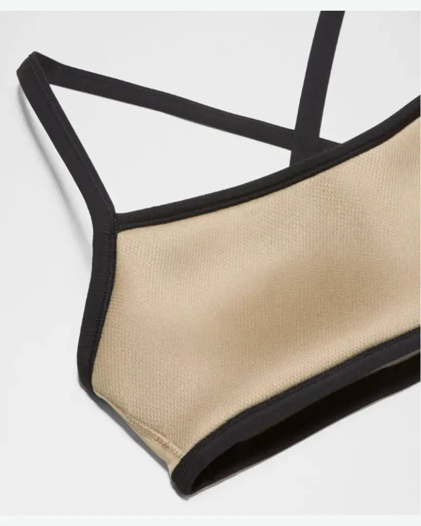 Lululemon Brassière Like A Cloud, Bonnets B/C Bordure Contrastée W - LW2EXMS_080178 (4) au meilleur prix !