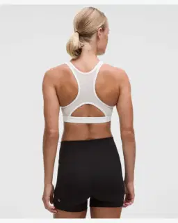 Lululemon brassière wunder train avec dos en maille maintien moyen, bonnets b/c Femme – 5/5