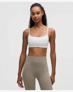 Lululemon brassière wunder train dos nageur à fines bretelles maintien léger, bonnets a b Femme – 1/6