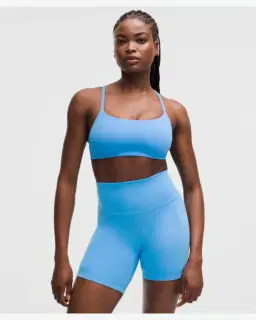 Lululemon brassière wunder train dos nageur à fines bretelles maintien léger, bonnets a b Femme – 1/5