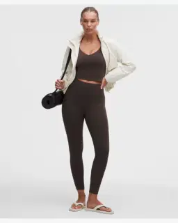 Lululemon débardeur align maintien léger, bonnets c d Femme – 3/5