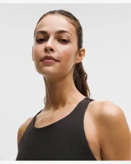 Lululemon débardeur wunder train dos nageur maintien moyen, bonnets b/c Femme – 4/5