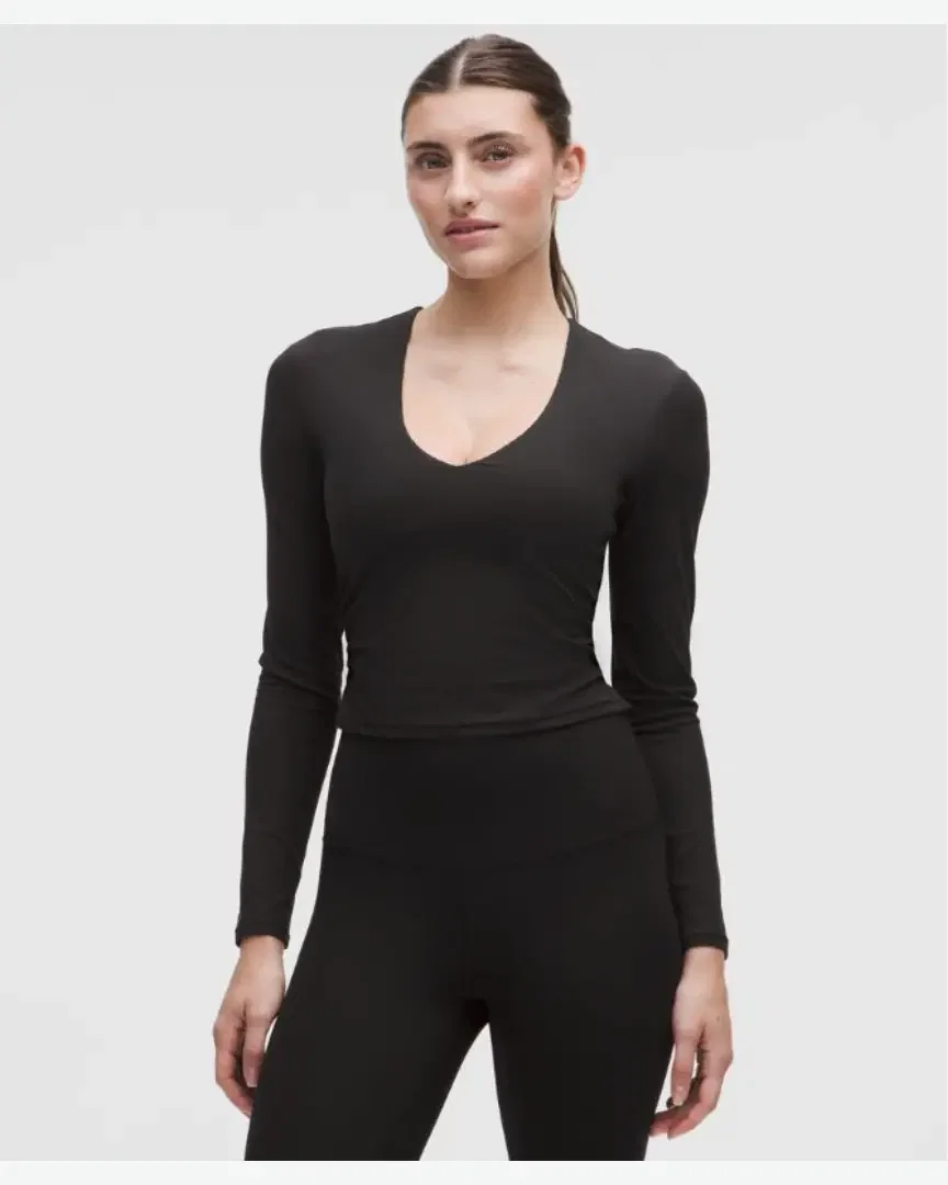 Lululemon haut all it takes manches longues col en v bonnets b-d Femme