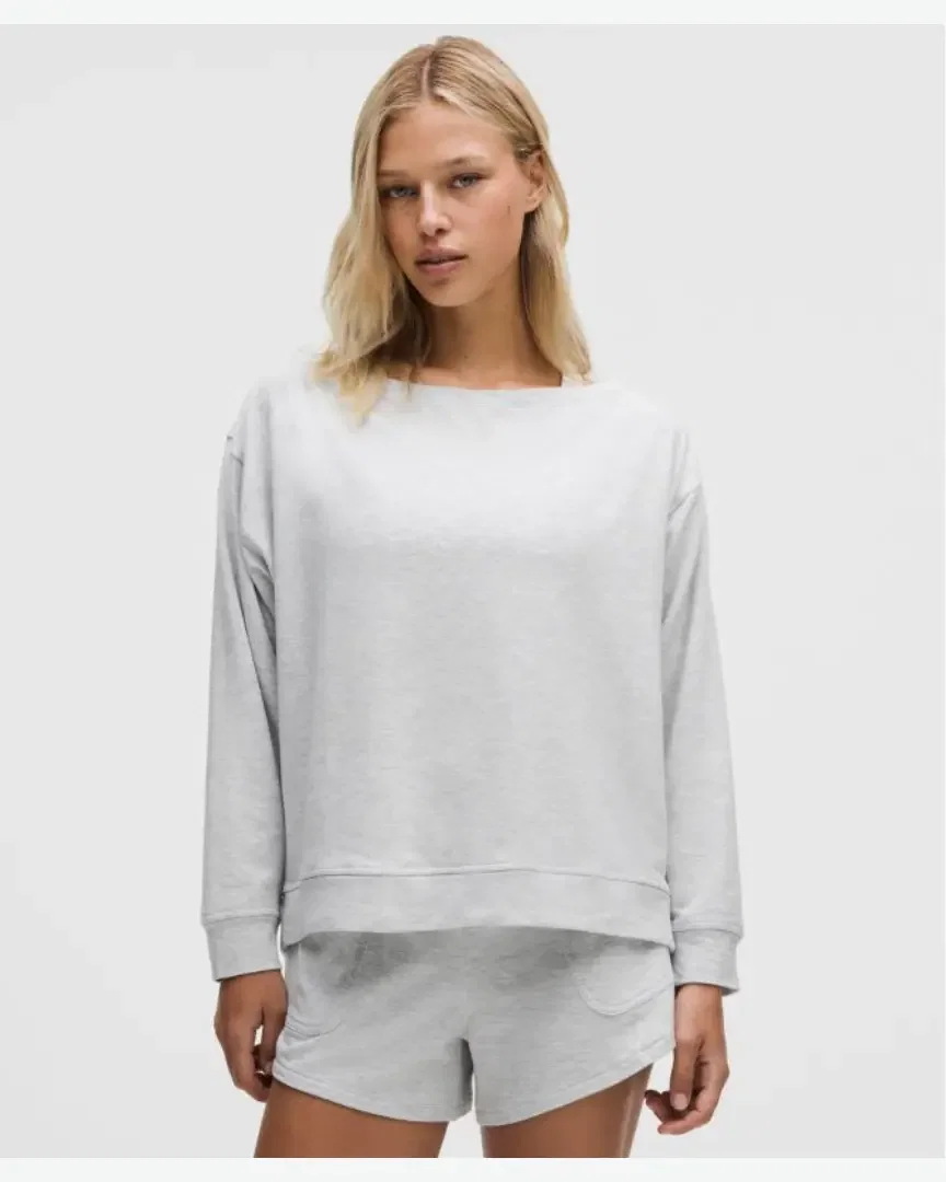 Lululemon haut becalm oversize à manches longues col bateau Femme