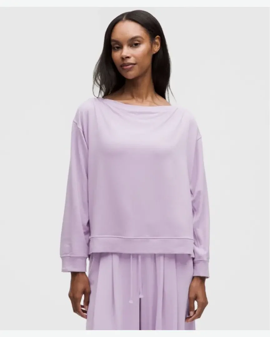 Lululemon haut becalm oversize à manches longues col bateau Femme