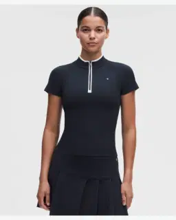 Lululemon haut de golf en maille à col montant manches courtes Femme – 1/5