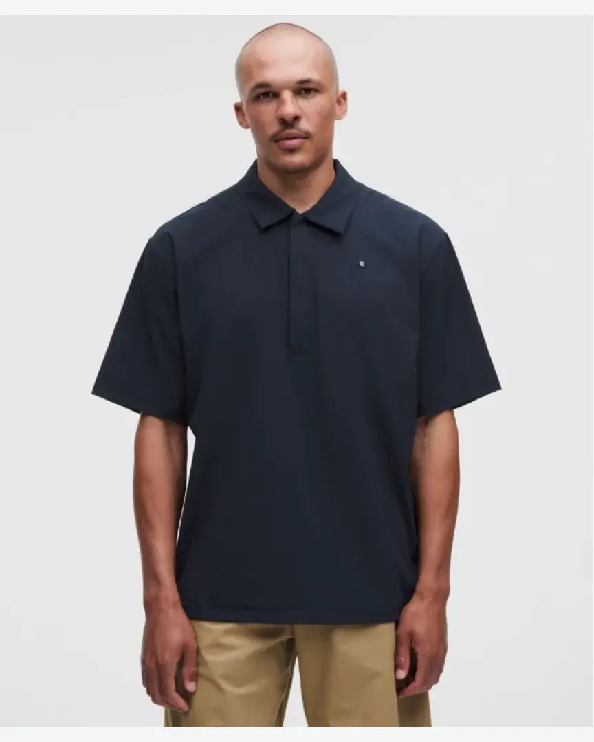 Lululemon haut de golf hydrofuge à enfiler graphique Homme