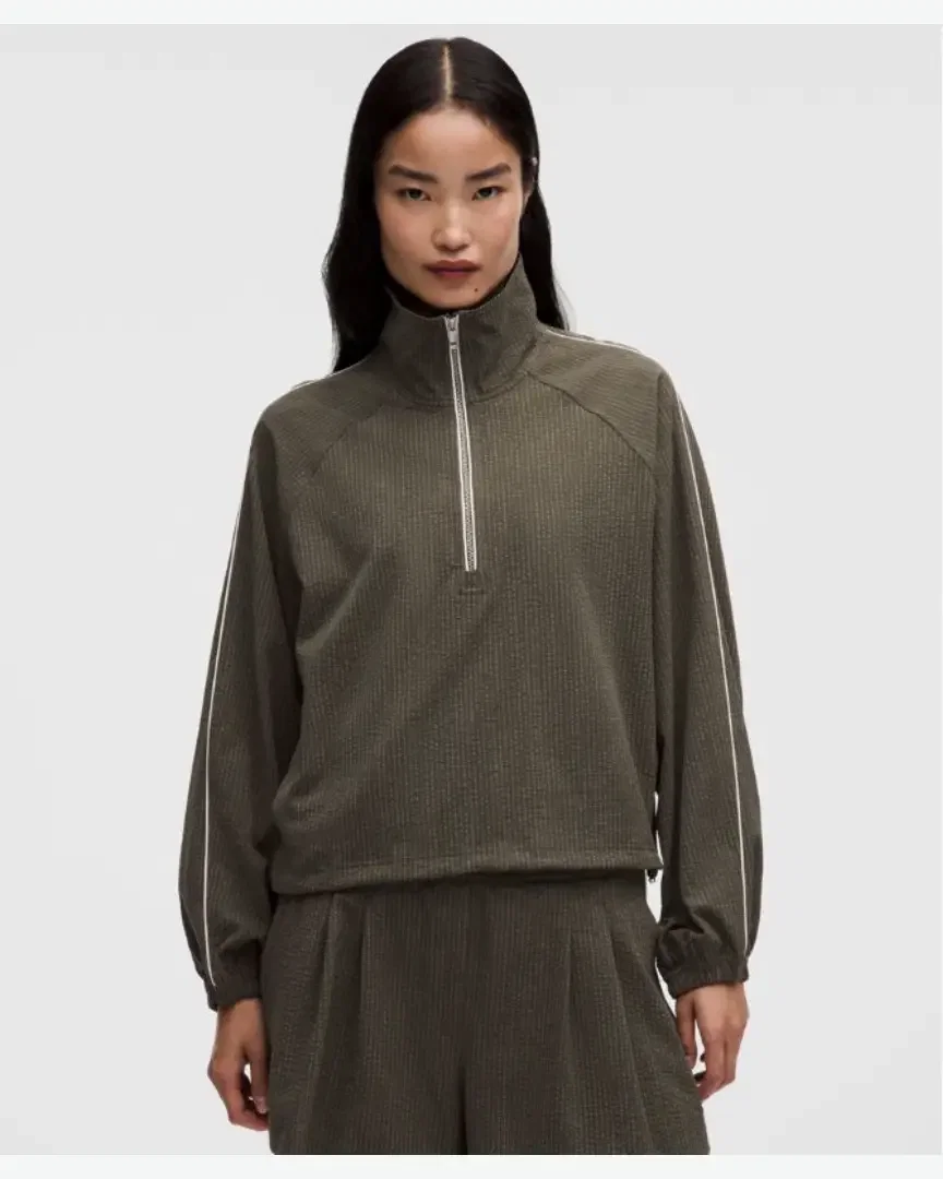 Lululemon haut demi-zippé à col montant en seersucker Femme