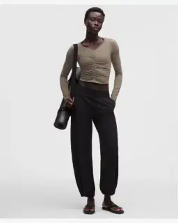 Lululemon haut manches longues col v froncé au centre all it takes Femme – 2/5