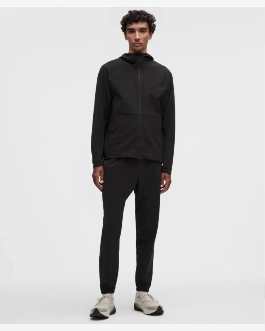Lululemon Jogging Pace Breaker M