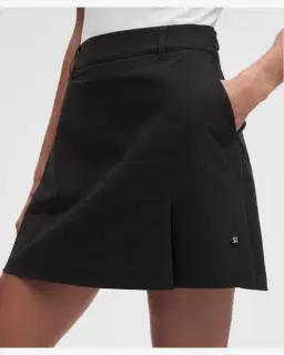 Lululemon jupe de golf plissée à l'avant en sergé extensible logo brodé Femme – 4/5