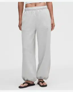 Lululemon pantalon de jogging oversize scuba evolve standard Femme – 2/5
