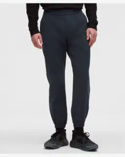 Lululemon pantalon de jogging sojourn long Homme – 2/5