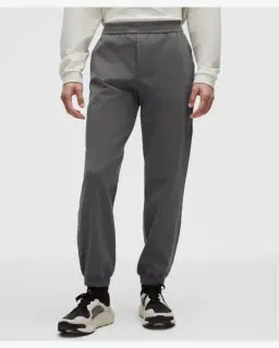 Lululemon pantalon de jogging sojourn standard Homme – 2/5