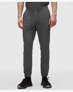 Lululemon pantalon de jogging texturé license to train standard Homme – 2/5