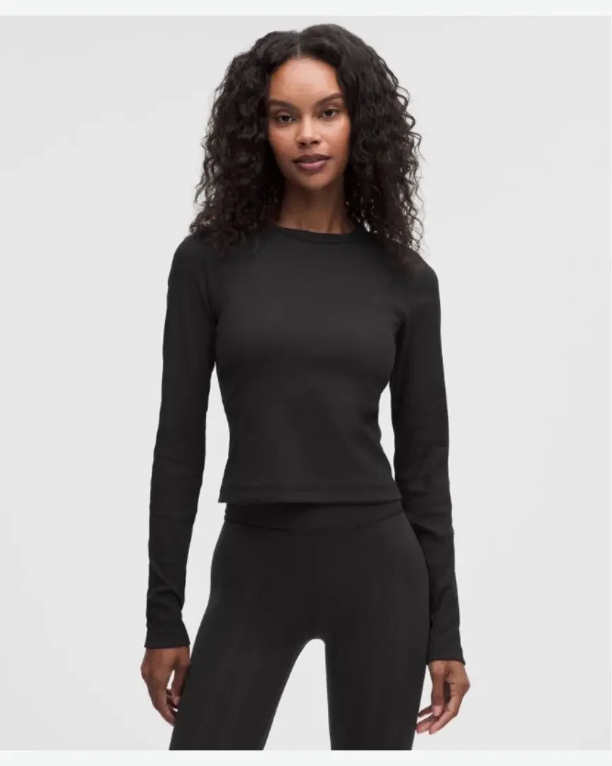 Lululemon Petit Haut Côtelé À Manches Longues W