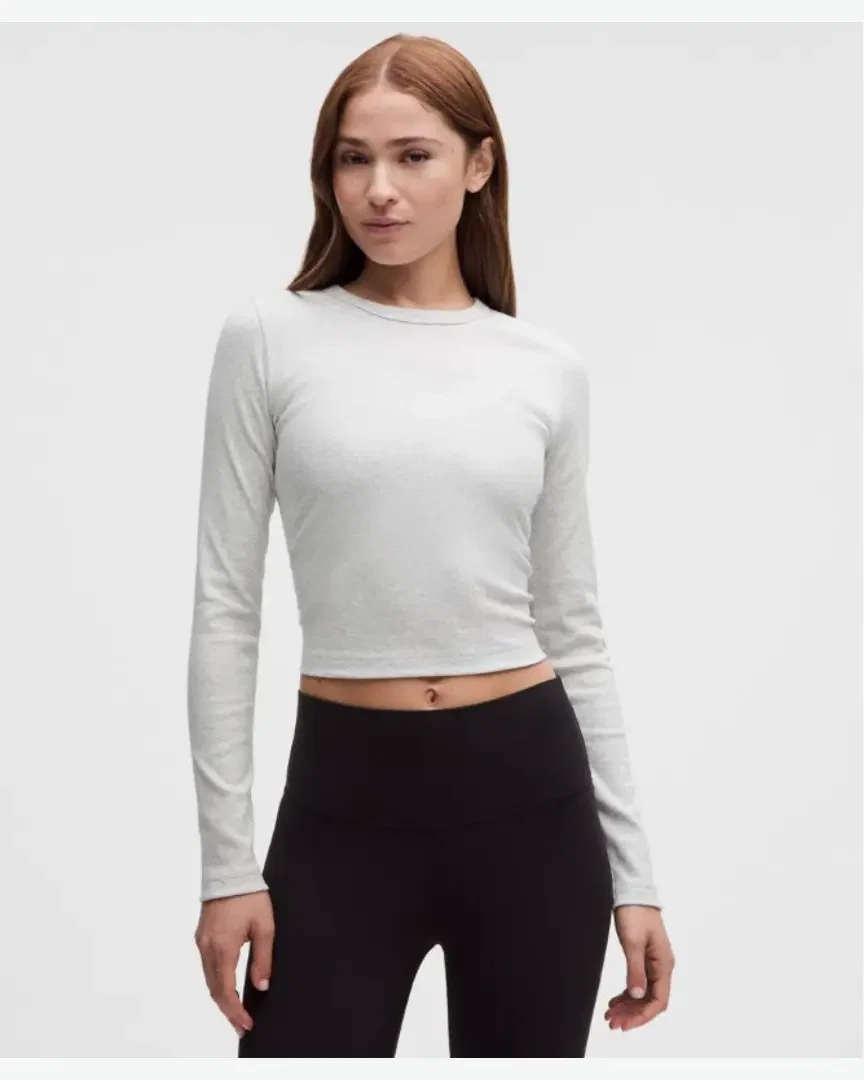 Lululemon Petit Haut Côtelé À Manches Longues W