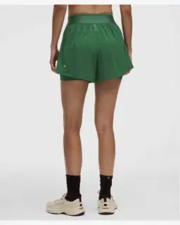 Lululemon short 2-en-1 license to train taille très haute Femme – 3/5