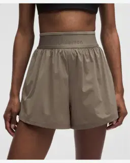 Lululemon short 2-en-1 license to train taille très haute Femme – 4/5