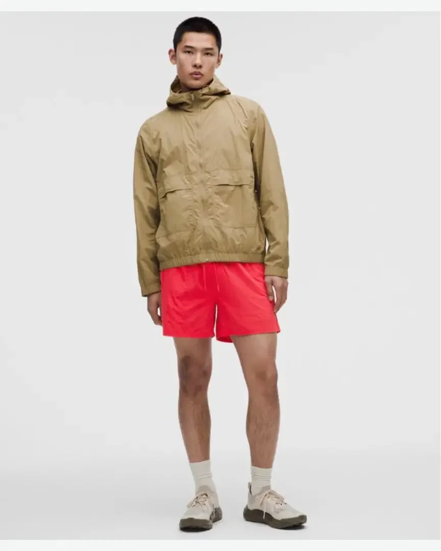 Lululemon short beach to trail doublé 13cm Homme