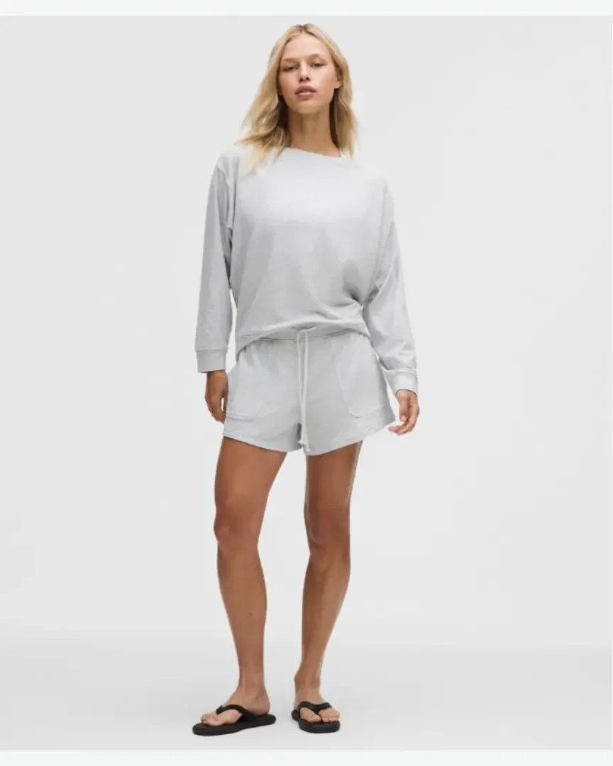 Lululemon short becalm à ceinture large taille mi-haute 8 cm Femme