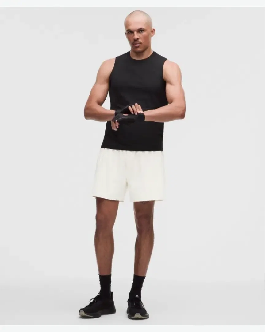 Lululemon short de musculation non doublé 13 cm Homme