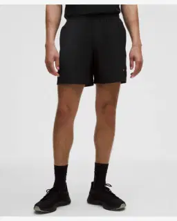 Lululemon short de tennis rayée 18 cm Homme – 2/5
