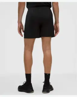 Lululemon short de tennis rayée 18 cm Homme – 3/5