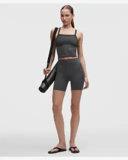 Lululemon short de yoga salutations taille haute 15 cm Femme – 1/5