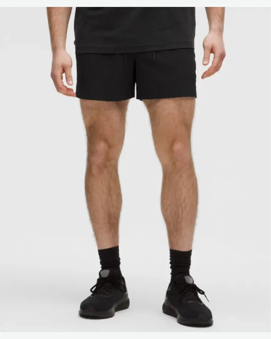 Lululemon Short License To Train Sans Doublure 13 Cm M