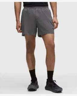Lululemon short pace breaker non doublé 13 cm Homme – 2/5