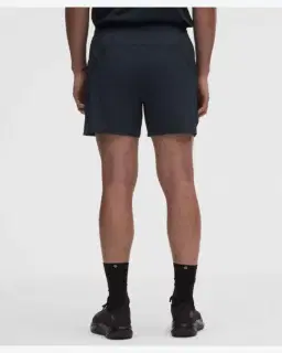 Lululemon short pace breaker non doublé 13 cm Homme – 3/5