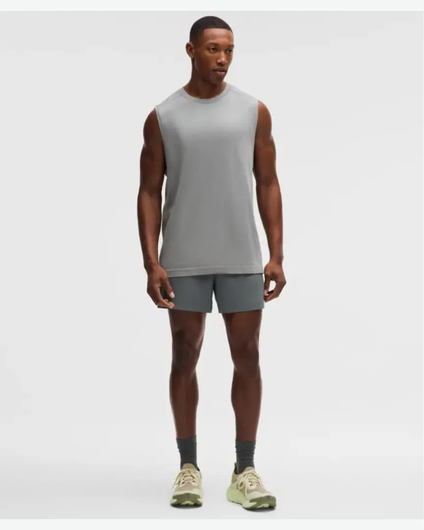 Lululemon Short Pace Breaker Non Doublé 13 Cm M