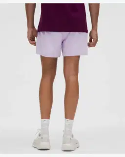 Lululemon short pace breaker non doublé 13 cm Homme – 3/5