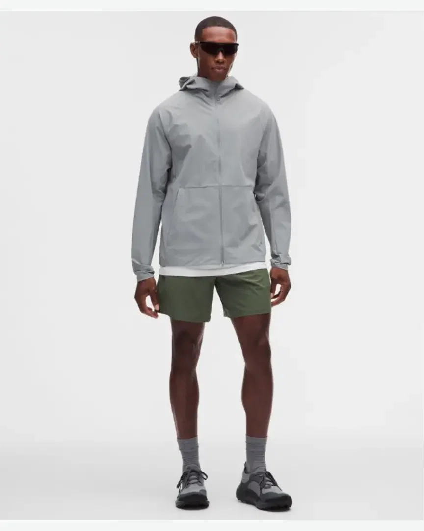 Lululemon short pace breaker non doublé glyde 18 cm Homme