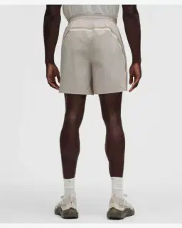Lululemon short pace breaker non doublé glyde 18 cm Homme – 3/5