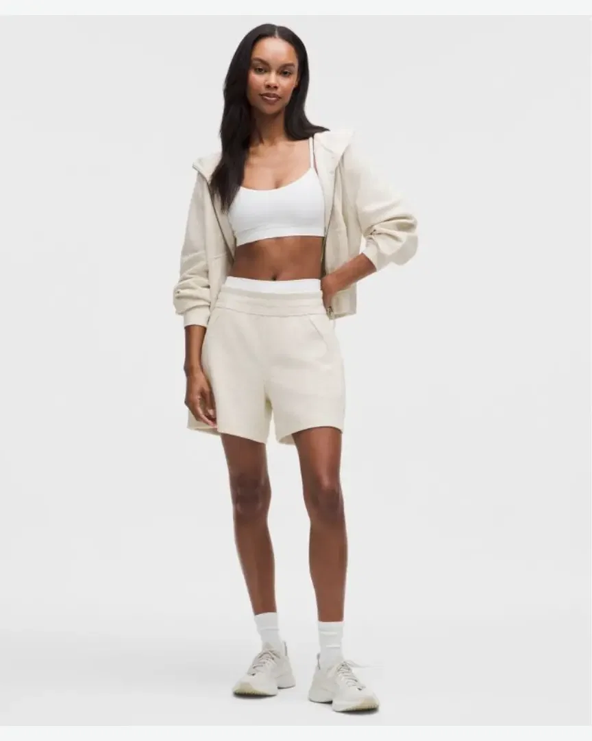 Lululemon Short Scuba Taille Haute Gaufré 13 Cm W