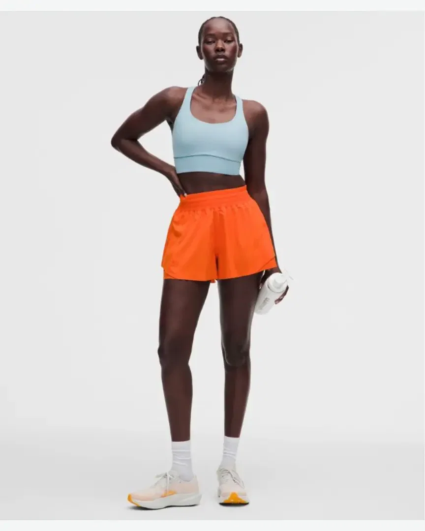 Lululemon short shake it out taille haute 6 cm Femme