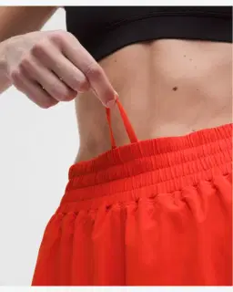 Lululemon short shake it out taille haute 6 cm Femme – 4/5