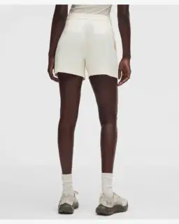 Lululemon short softstreme léger taille mi-haute à plis nervurés 10 cm Femme – 3/5