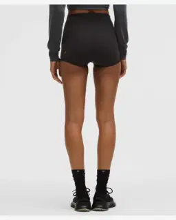 Lululemon short wunder train taille haute 5 cm Femme – 3/5