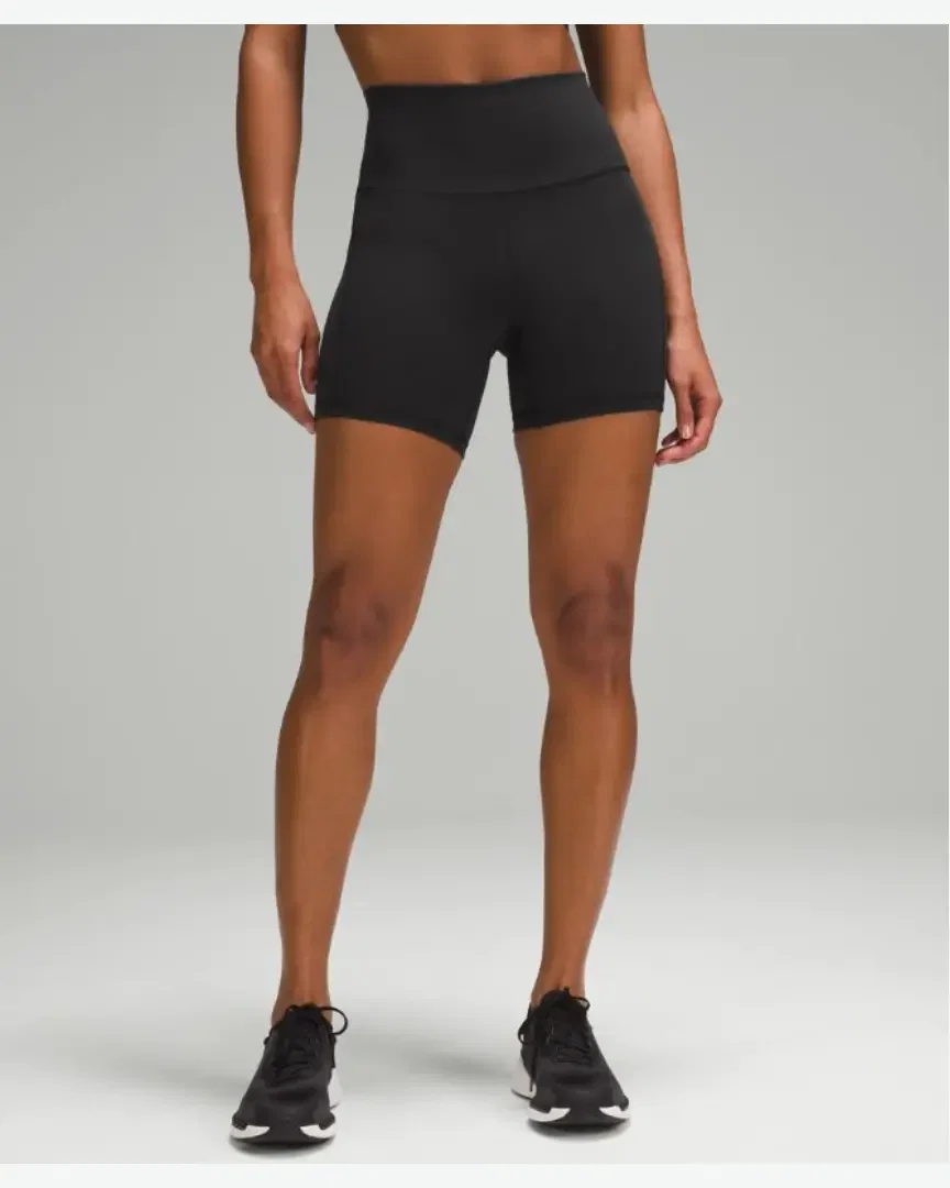 Lululemon Short Wunder Train Taille Haute Avec Poches 15 Cm W