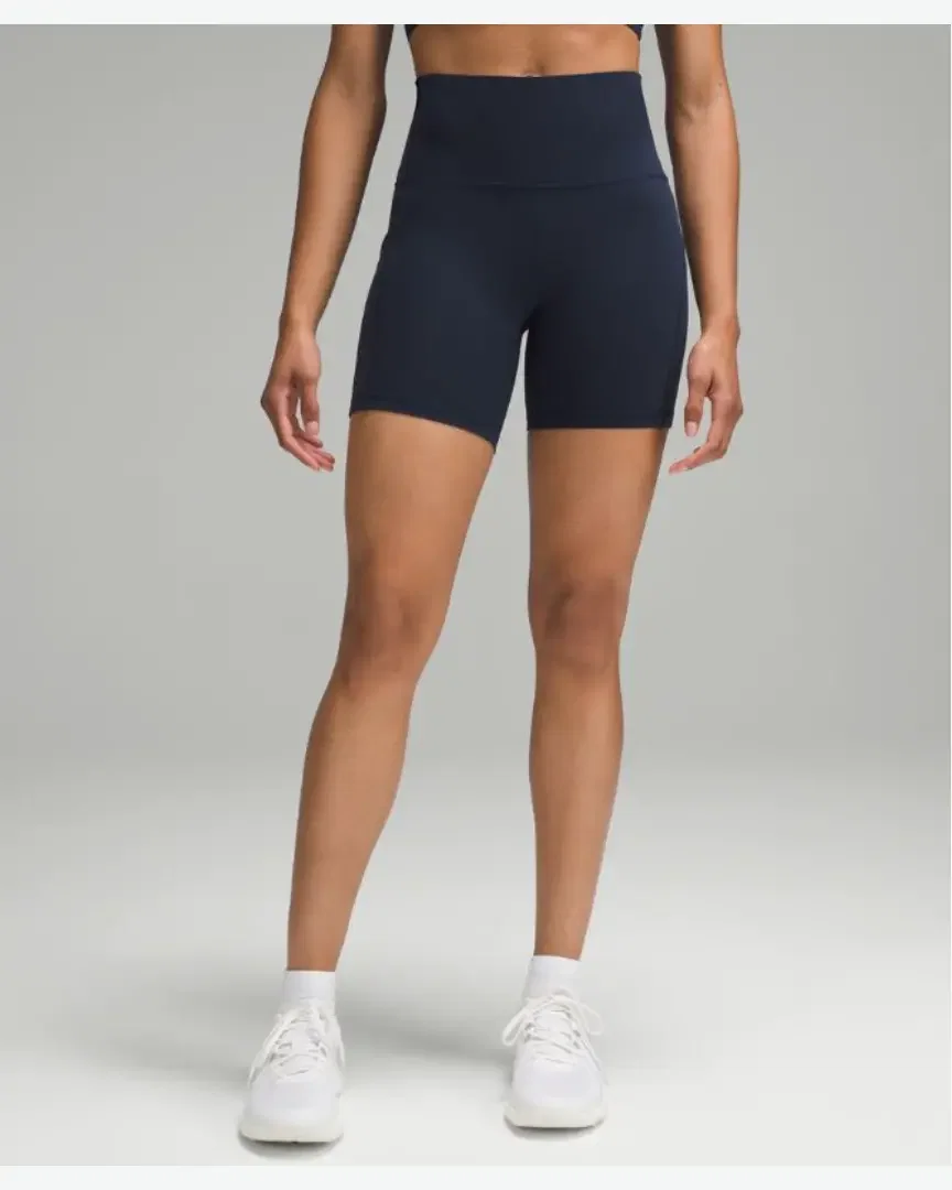 Lululemon Short Wunder Train Taille Haute Avec Poches 15 Cm W