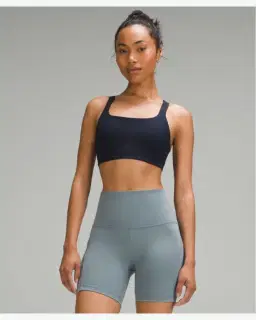 Lululemon soutien-gorge entraînement à encolure carrée en ultralu maintien moyen, bonnets d/dd Femme – 1/5