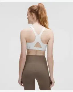 Lululemon soutien-gorge entraînement à encolure carrée en ultralu maintien moyen, bonnets d/dd Femme – 2/5