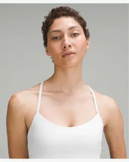 Lululemon soutien-gorge flow y nulu maintien léger, bonnets a à c Femme – 4/5