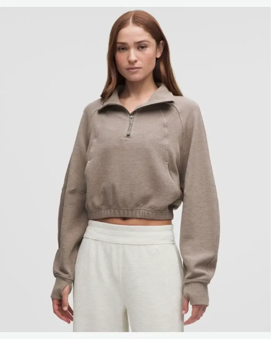Lululemon sweat scuba court à col montant demi-zippé gaufré Femme