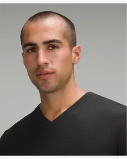 Lululemon t-shirt col en v fundamental Homme – 4/5