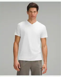 Lululemon t-shirt col en v fundamental Homme – 1/5